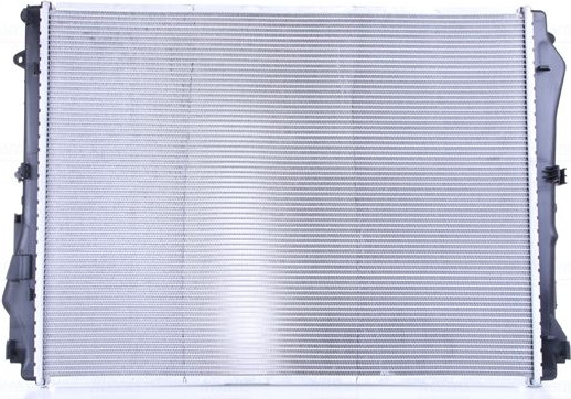  radiatorius, variklio aušinimas