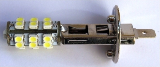 Blisteris 1vnt. LED H1 12V P14,5S su 25 SMD diodais